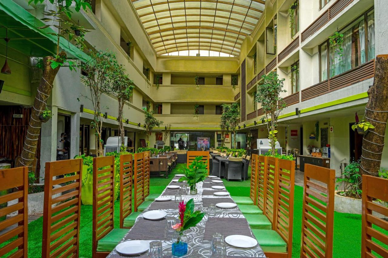 Citrus Hotel Lonavala Bagian luar foto