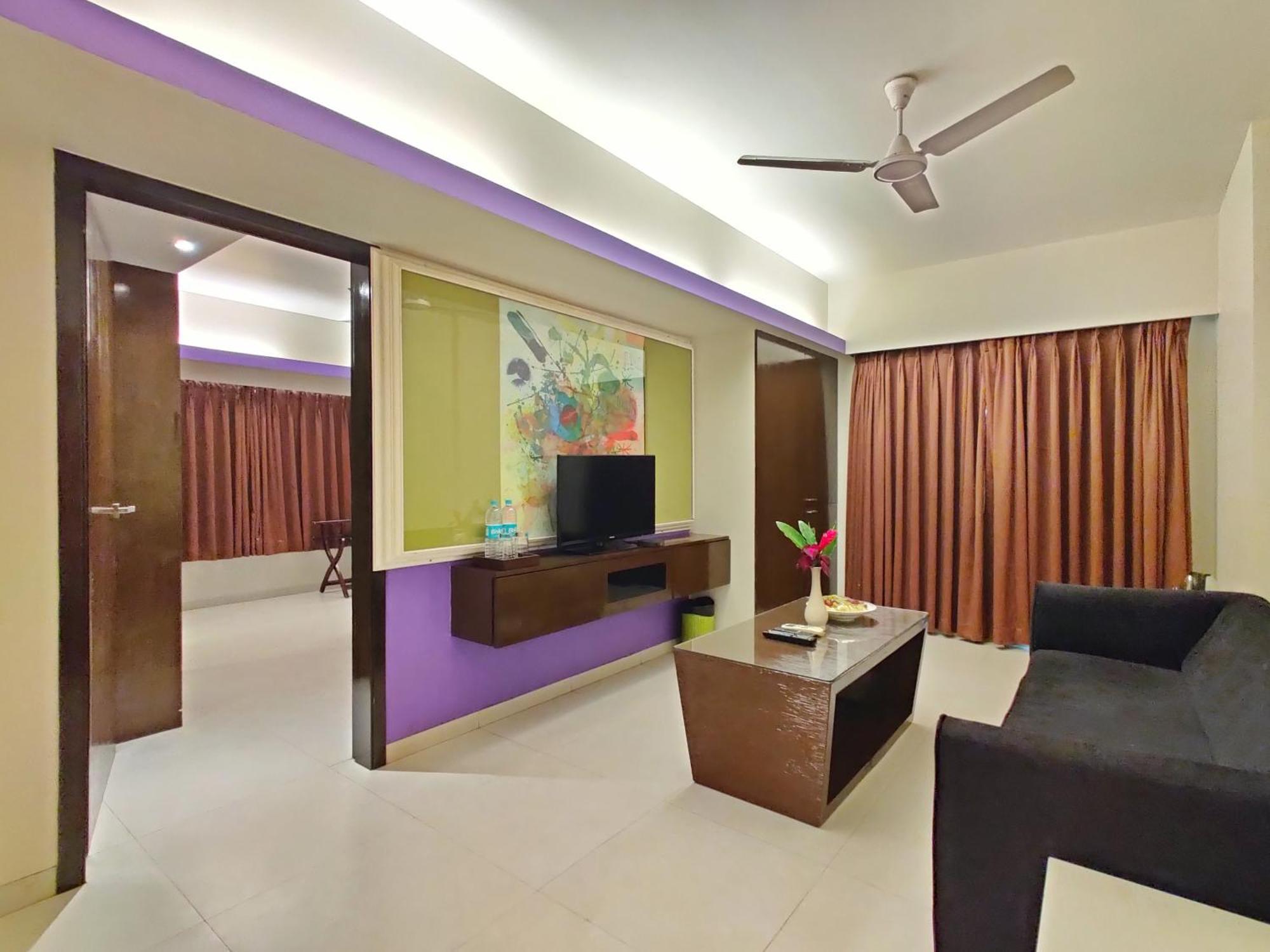 Citrus Hotel Lonavala Bagian luar foto