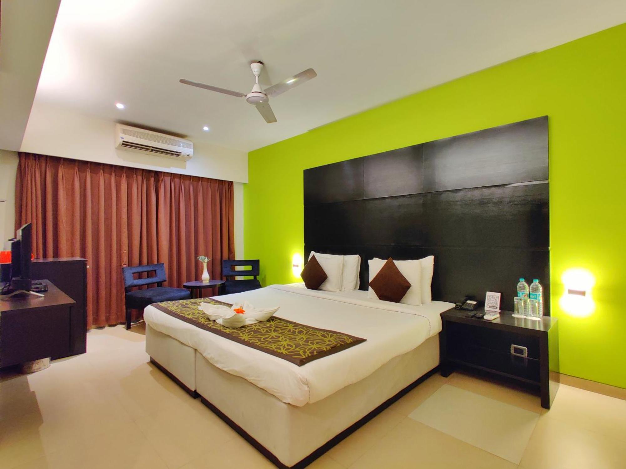 Citrus Hotel Lonavala Bagian luar foto