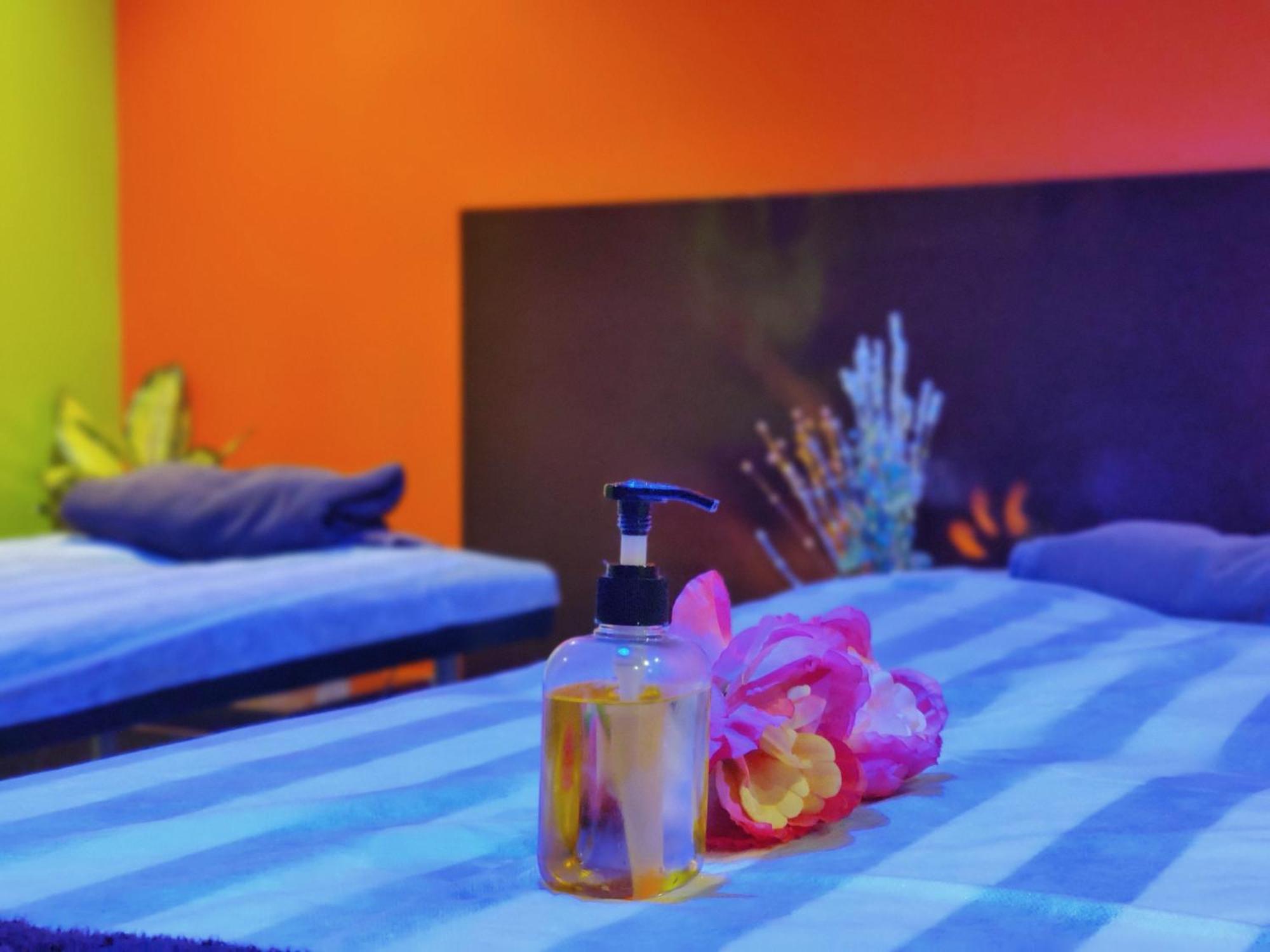 Citrus Hotel Lonavala Bagian luar foto